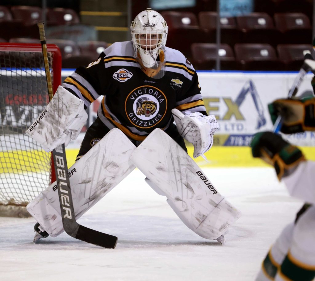 Victoria Grizzlies start new year by conquering Kings | Victoria Grizzlies